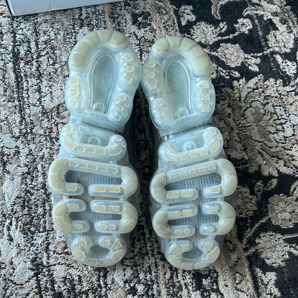 Nike size 9 Air Vapormax FK Moccasin in dark stucco clay green - Picture 5 of 7